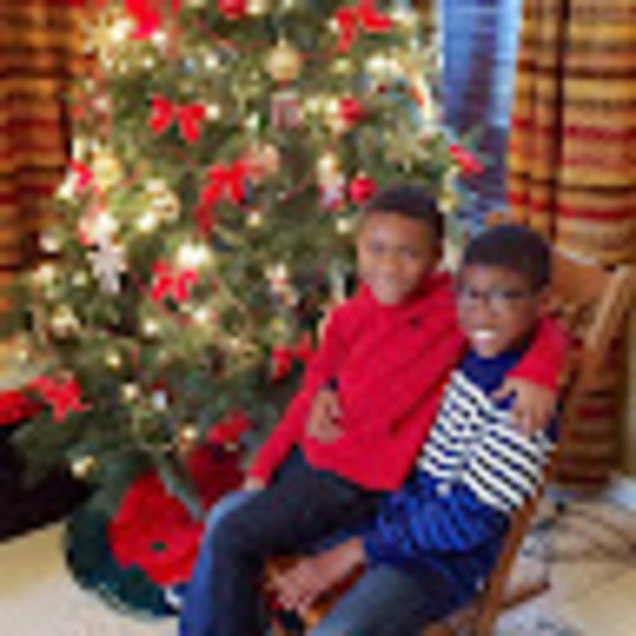 Meet your Posher, Rosalyn - Picture 1 of 1